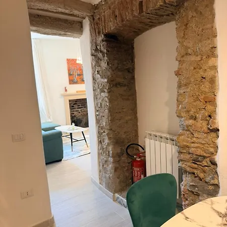 Kalina Lake Como Apartments