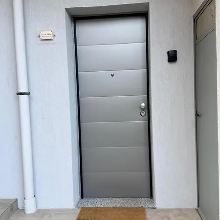 Kalina Lake Como Apartments Apartment