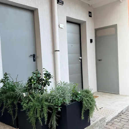 Kalina Lake Como Apartments * Lipomo